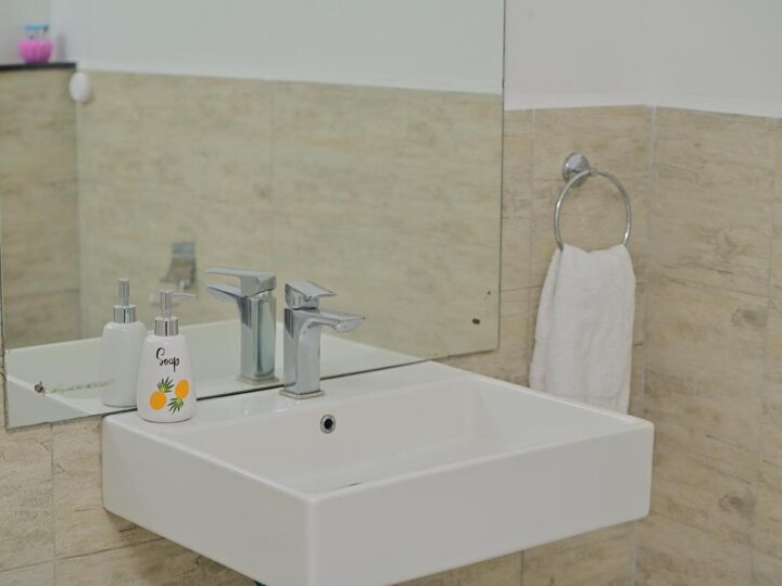 Studio Apartment with Airport Transfer Nairobi | Fully Furnished Executive Studios by Royale Homes